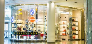 ANYA-HINDMARCH-fashion-shop-in-LONDON