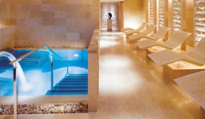 The-Landmark-Mandarin-Oriental-HK-launches-Asias-first-Dior-Skincare-to-coincide-with-the-hotel-10th-year-anniversary