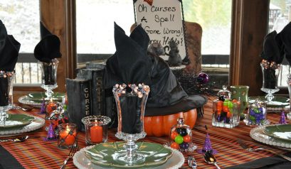 Unique And Modern Dining Tables For An Impressive Halloween Party ➤ To see more news about the Interior Design Shops in the world visit us at www.interiordesignshop.net/ #interiordesign #homedecor #interiordesignshop @interiordesignshop @bocadolobo @delightfulll @brabbu @essentialhomeeu @circudesign @mvalentinabath @luxxu @covethouse_